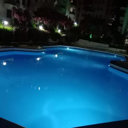 Lägenhet Huebsche Ferienwohnung Mit Pool *